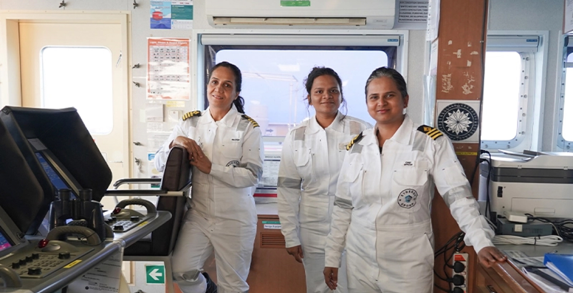 Synergy Group rolls out tailor-made personal protective equipment to female seafarers on 60+ vessels