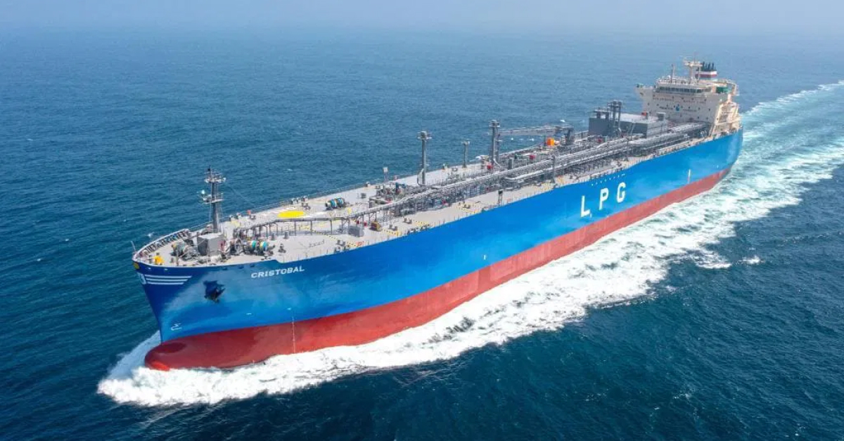 LNG Propelled Vessel - Cristobal
