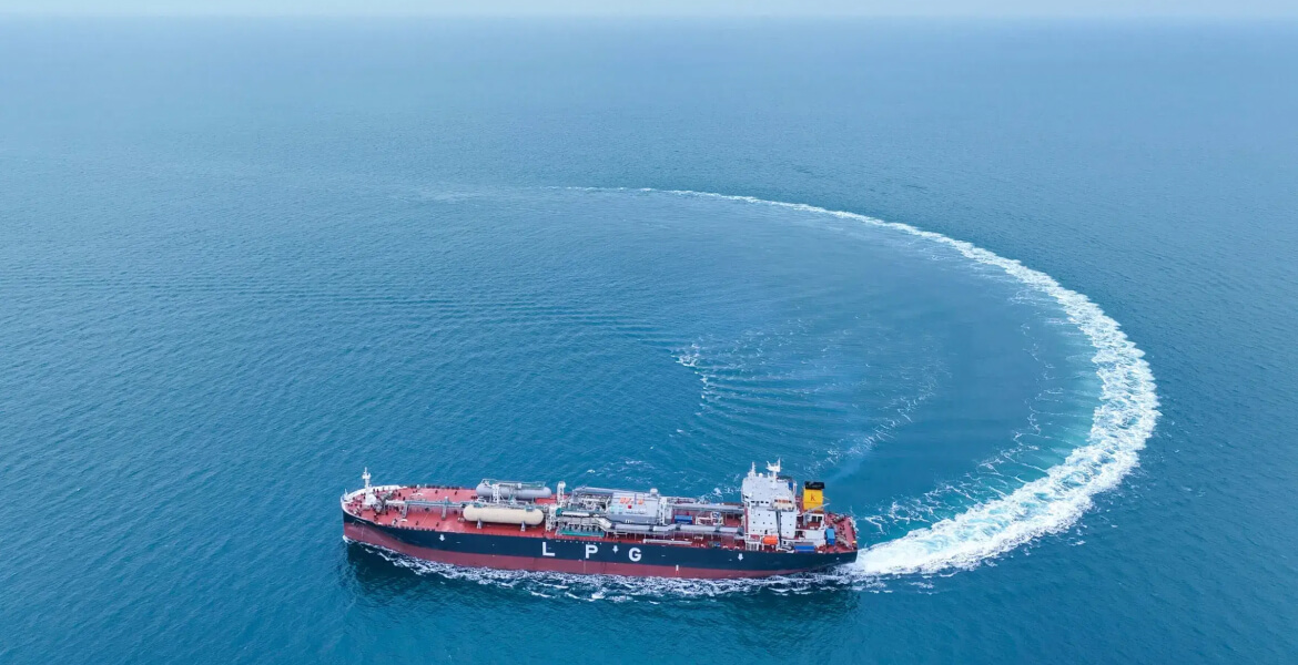 シナジー・マリタイム、LP燃料燃料船「MIRAI」の技術管理を全面的に引き受ける