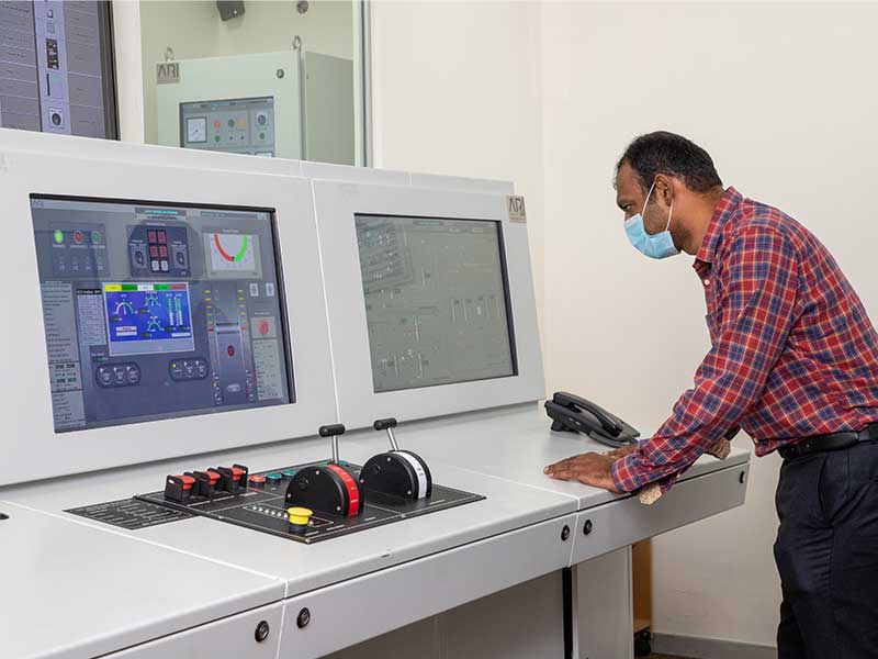 Personnel operating a dual fuel engine simulator at Synergy’s Marine Advanced Simulation and Training Centre